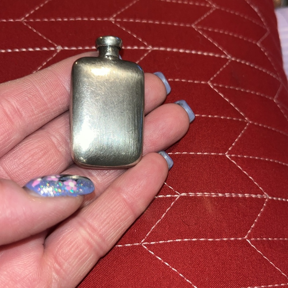#856-Vintage 1/2 oz Sterling (1920’s) 925 sterling Silver Perfume Bottle 1/2 oz - Picture 2 of 7